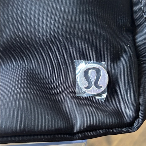lululemon athletica Black Pouch NWT Christmas - Picture 2 of 5